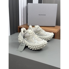 Balenciaga Low Shoes